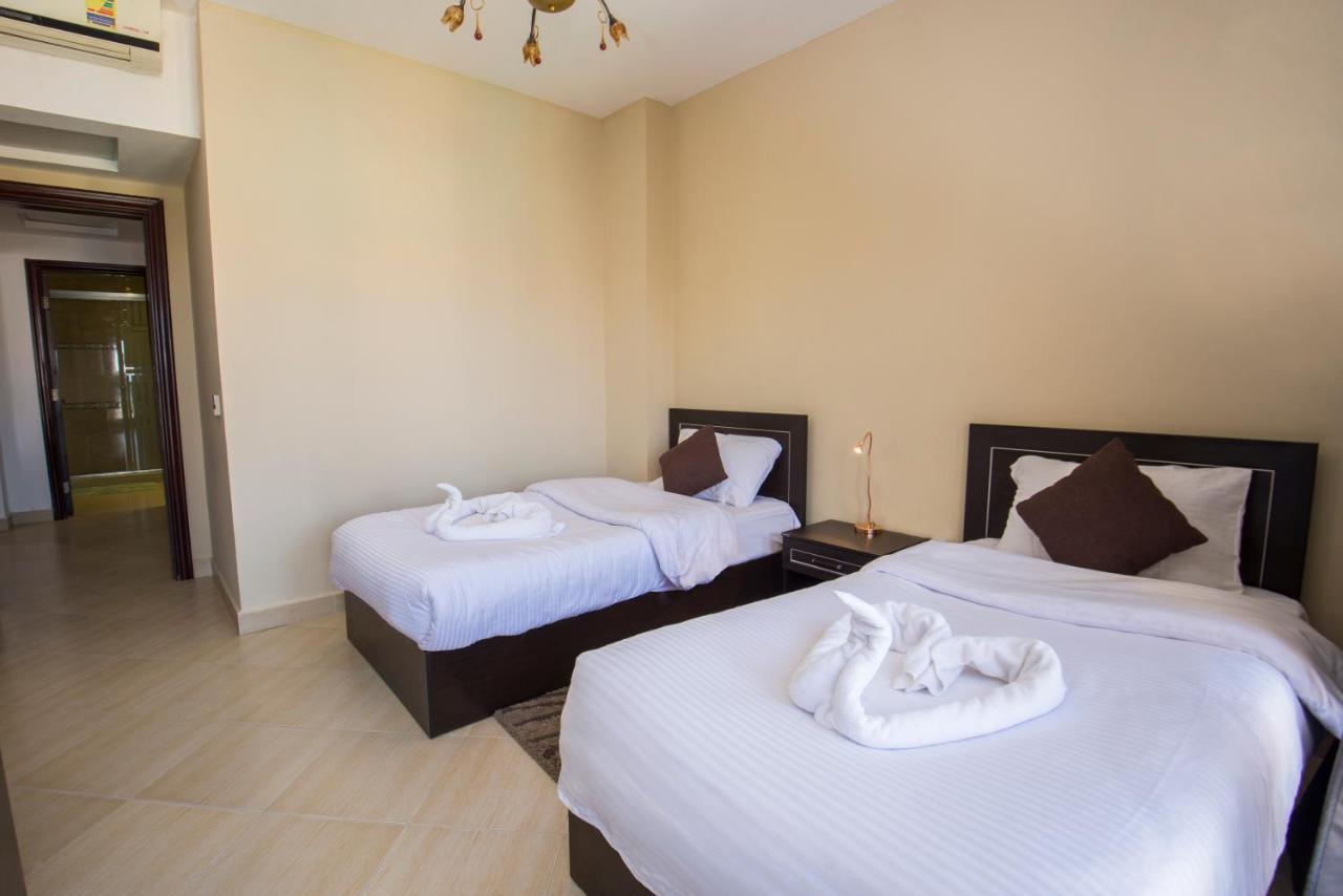 Premium Sea View 2 Bedrooms 2 Bathrooms Apartment Located Within Gravity Hotel & Aquapark フルガダ エクステリア 写真
