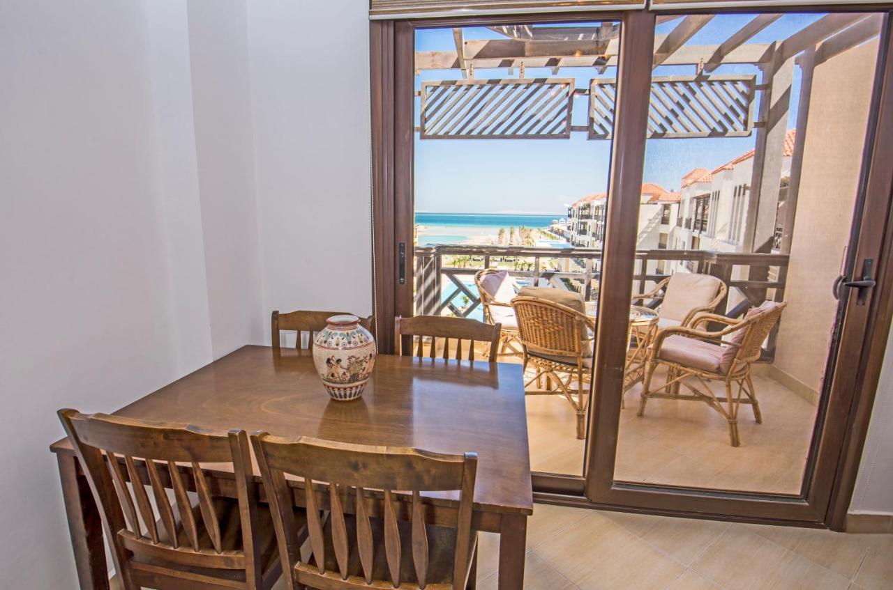 Premium Sea View 2 Bedrooms 2 Bathrooms Apartment Located Within Gravity Hotel & Aquapark フルガダ エクステリア 写真